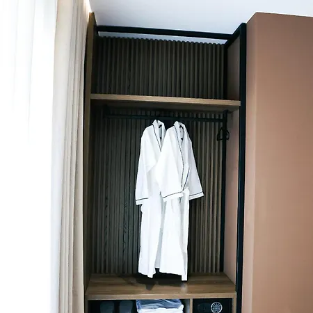 ホテル Oribu Boutique Vlorë